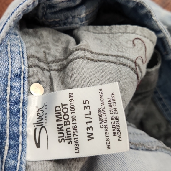 Suki Jeans. Waist -31inches. See photos for other measurements. - Picture 3 of 6